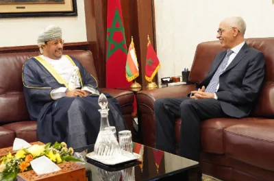 تعزيز العمل البرلماني الثنائي ومتعدد الأطراف محور مباحثات رئيس مجلس النواب مع سفير سلطنة عمان