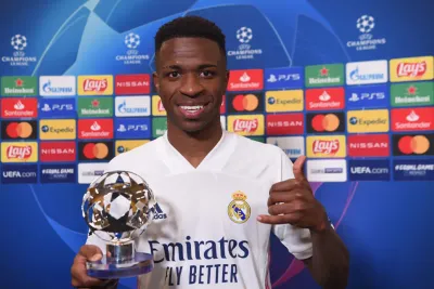 ريال مدريد يتفوق على برشلونة ( 1-2 ) و يتربع على كرسي الصدارة