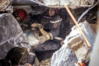 الجامعة الوطنية للبناء والأشغال العمومية تدعو مقاولات القطاع إلى وضع المعدات اللازمة رهن إشارة السلطات