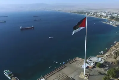 الأردن: إنقاذ 26 سائحا فرنسيا بخليج العقبة