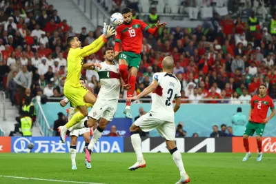 سفير جلالة الملك في السنغال : تأهل المنتخب المغربي تاريخي ومستحق