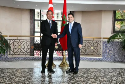 وزير الخارجية بسنغافورة يشيد بالريادة الملكية في مجال التسامح واحترام الأقليات الدينية