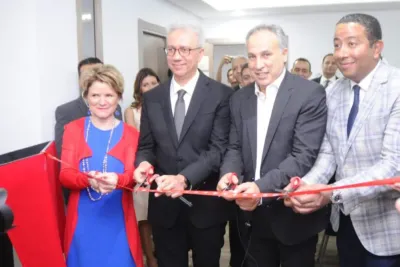 إعادة افتتاح القنصلية الشرفية وممثلية غرفة التجارة السويسرية بمراكش