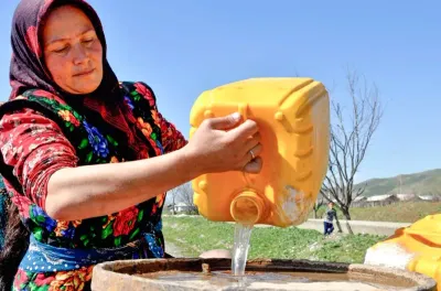 طاجيكستان تقنن استخدام الكهرباء بسبب شح المياه