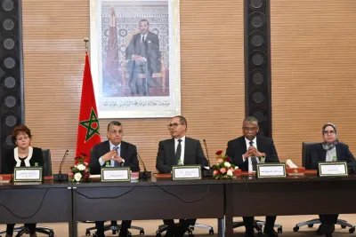 السيد عبد اللطيف وهبي يوقع بروتوكول تفاهم مع صندوق الإيداع والتدبير بالرباط