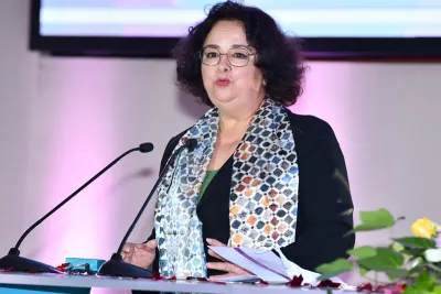 لطيفة أخرباش: وسائل الإعلام مدعوة إلى إبراز تنوع العالم بطريقة منصفة ومسؤولة