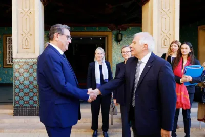 رئيس الحكومة يعقد اجتماعا حول ملف الاستثمار بحضور عدد من الوزراء