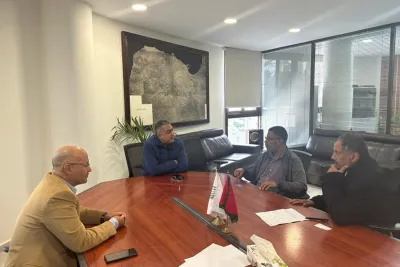 طنجة تحتضن جلسة عمل بين مسؤولي غرفة التجارة والصناعة ومستثمرين من بريطانيا