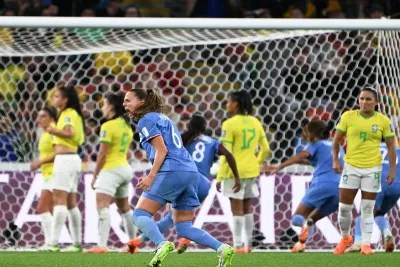 سيدات فرنسا يهزمن البرازيل