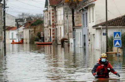 فرنسا.. ثلاثة محافظات مازالت في حالة طوارئ قصوى