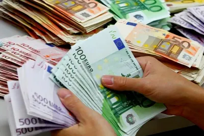 جلالة الملك يهنئ السيد أحمد الشرع بمناسبة توليه رئاسة الجمهورية العربية السورية في المرحلة الانتقالية