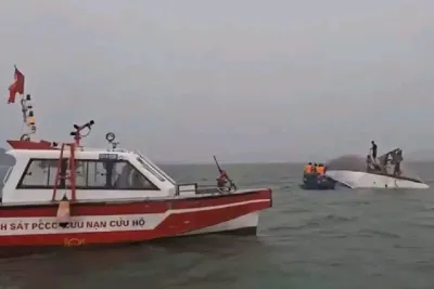 فيتنام : ارتفاع حصيلة قتلى غرق سفينة سياحية إلى 38