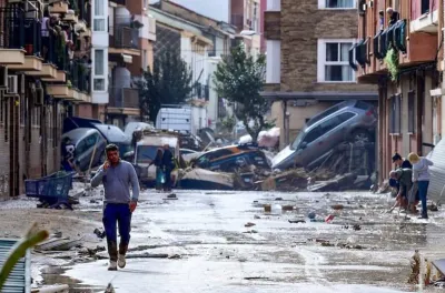 فيضانات إسبانيا... المغرب، طبقا للتعليمات الملكية السامية، على أتم الاستعداد لإرسال فرق إغاثة وتقديم كل المساعدة الضرورية (وزارة الداخلية)