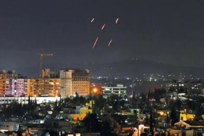 إصابة ثلاثة عسكريين في قصف إسرائيلي استهدف سوريا