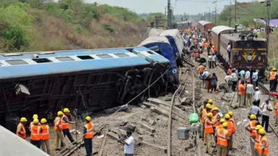 الهند : سبعة قتلى في حادث قطار غرب البنغال العالم
