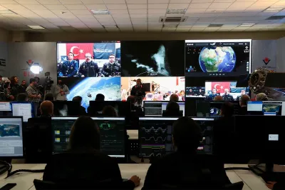 تركيا تطلق أول قمر صناعي محلي الصنع إلى الفضاء