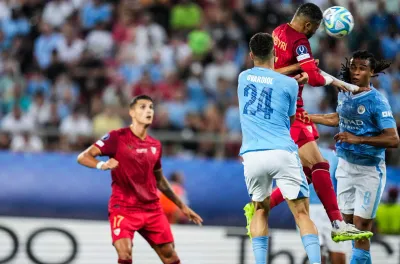 مانشستر سيتي يتوج بكأس السوبر الأوروبية بعد فوزه على إشبيلية بركلات الترجيح