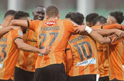 كأس السوبر الإفريقي لكرة القدم .. نهضة بركان يتطلع إلى تحقيق لقب جديد