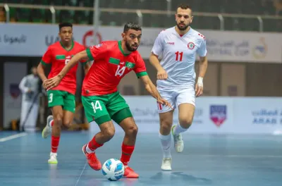 كأس العرب لكرة القدم داخل القاعة 2023: المنتخب المغربي يتأهل إلى دور الربع