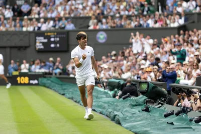 بطولة ويمبلدون لكرة المضرب: الإسباني ألكاراس يبلغ الدور الثالث على حساب الأسترالي فوكيتش