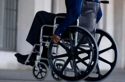 بولمان: تسليم كراسي متحركة ودعم لفائدة أشخاص في وضعية إعاقة