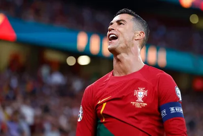 رونالدو يؤكد رغبته في مواصلة اللعب مع البرتغال