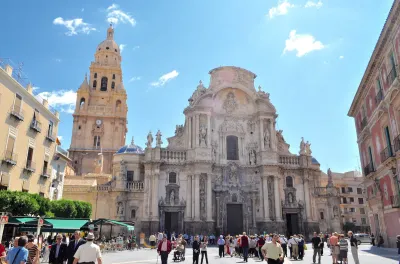 تنظيم يوم للأبواب المفتوحة بالقنصلية العامة للمغرب بمورسيا