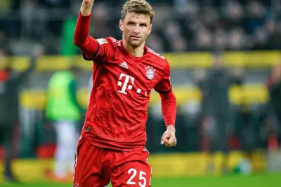 بايرن ميونيخ يتوصل لاتفاق من أجل تجديد عقد لاعبه توماس مولر