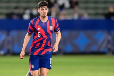 كرة القدم .. أتلتيكو مدريد الإسباني يعزز صفوفه باللاعب كاردوسو القادم من ريال بيتيس