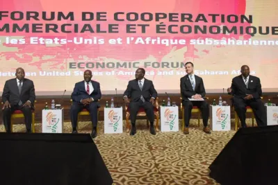 وزير شؤون دلتا النيجر يشيد بالدعم الذي قدمه الملك محمد السادس لعقد لقاء الفاعلين في المناطق الحرة