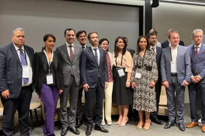 السيد يونس السكوري يحضر افتتاح الدورة الـ 14 ليوم إحداث المقاولة بدار الكيمياء بباريس