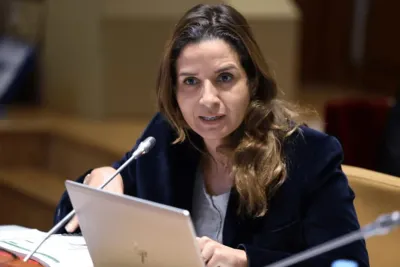 السيدة ليلى بنعلي تدعو إلى ضرورة جعل قطاع الانتقال الطاقي أكثر جاذبية للمستثمرين