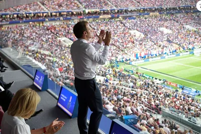 الرئيس الفرنسي يحضر مباراة المغرب وفرنسا