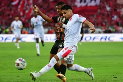 مباراة الجيش الملكي والوداد الرياضي قمة الدورة العاشرة من البطولة الوطنية الاحترافية