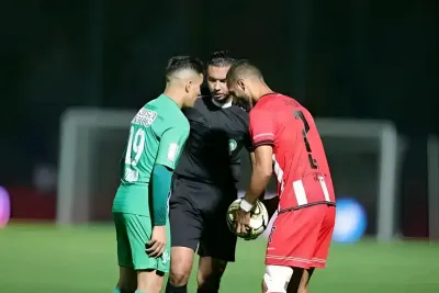 البطولة الوطنية: تأجيل مباراة الرجاء والفتح