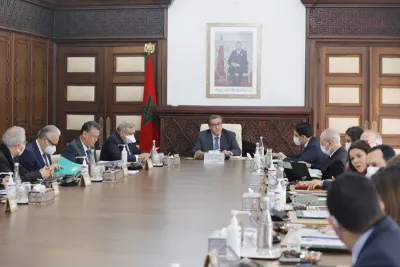 مجلس الحكومة يصادق على مشروع مرسوم يتعلق بإلحاق أو نقل بعض موظفي وزارة الصحة إلى الوكالة المغربية للأدوية والمنتجات الصحية والوكالة المغربية للدم ومشتقاته