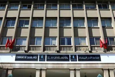 مجلس جماعة الدار البيضاء يصادق على مشروع اتفاقية تتعلق بإحداث مجموعة الجماعات الترابية للدار البيضاء سطات للتوزيع