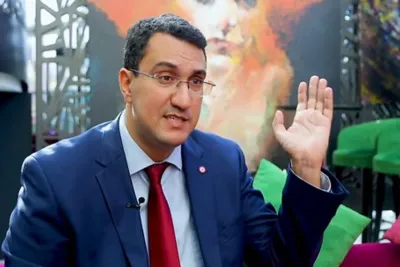 سياسي فرنسي يحث فرنسا على اتباع خطى الدول الأخرى في الإعتراف بالوحدة الترابية للمغرب