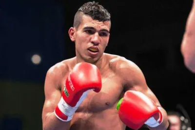 الإقصائيات الأولمبية الافريقية للملاكمة: محمد ربيعي ينهزم امام الكيني ميانا بونيفاس