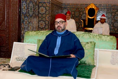 أمير المؤمنين يترأس الجمعة حفلا دينيا بمناسبة الذكرى الرابعة والعشرين لوفاة جلالة المغفور له الملك الحسن الثاني