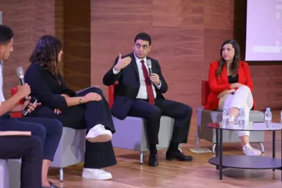 إحداث جواز الشباب لتقريب الثقافة من هذه الفئة من المجتمع