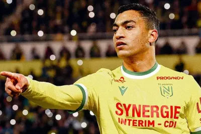 الحكومة الفرنسية تستنكر رفض بعض اللاعبين المشاركة في حملة ضد رهاب المثلية