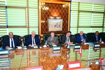 رئيس مجلس المستشارين يستقبل وفدا من منظمة التحرير الفلسطينية