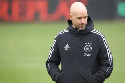 مانشستر يونايتد يتفاوض مع مدرب أجاكس أمستردام إريك تين هاغ