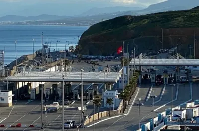 معبر باب سبتة: حجز أزيد من 48 كلغ من مخدر الشيرا