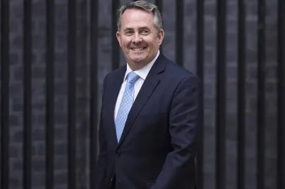 نائب بريطاني: على المملكة المتحدة أن تعترف بمغربية الصحراء