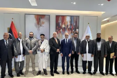 ممثل الاتحاد الأوروبي في ليبيا يلتقي وفدا من منطقة بطرابلس وآخر من مصراتة