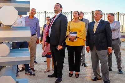 المهدي بنسعيد يفتتح ورش الرسم الجداري بأصيلة ويتفقد تجهيزات مخيمها الصيفي