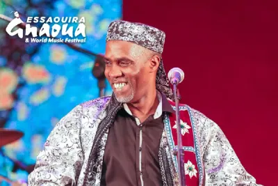 الدورة 26 لمهرجان كناوة بالصويرة: الكشف عن الفنانين المنتظرين على منصتي الشاطئ وبرج باب مراكش