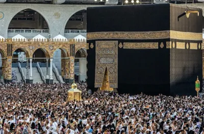 أزيد من 200 شاشة ذكية لمراقبة سير الخطة الأمنية في موسم العمرة خلال رمضان المبارك